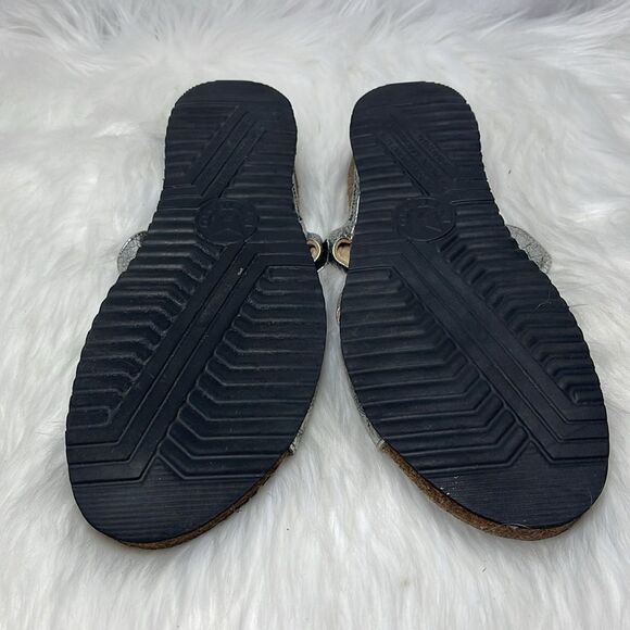 Mephisto Silver Leather Studded Strappy Slide Sandals Sz 39/US 9 - Picture 6 of 7